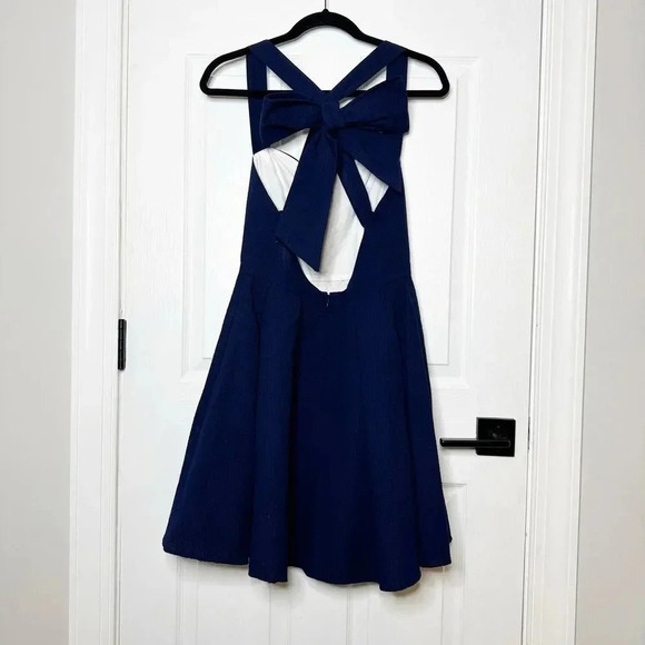 LAUREN JAMES Size M‎ Livingston Dress Navy Seersucker Back Bow Preppy - Picture 6 of 6